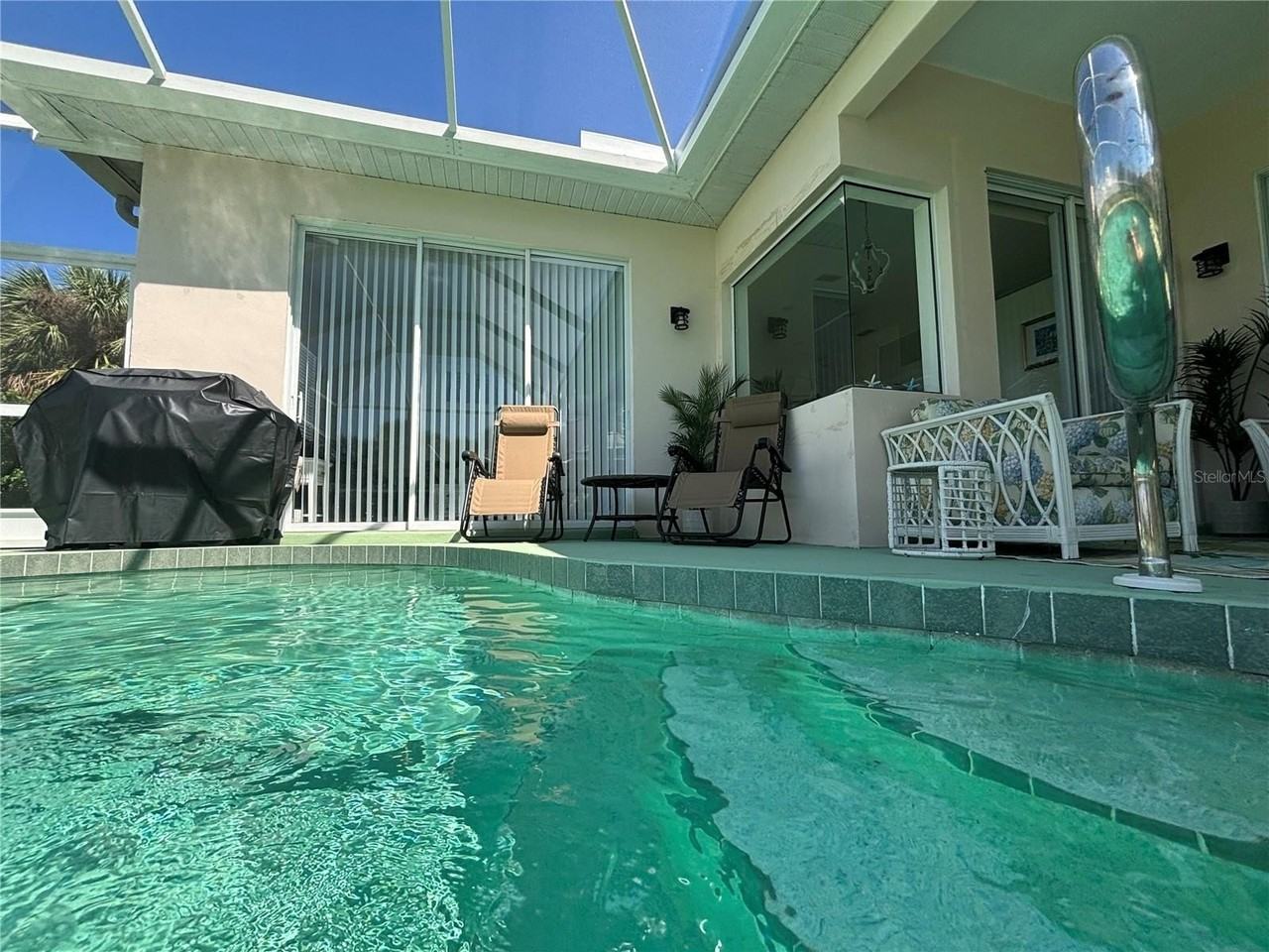 168 Marker Rd - Photo 4 of 34