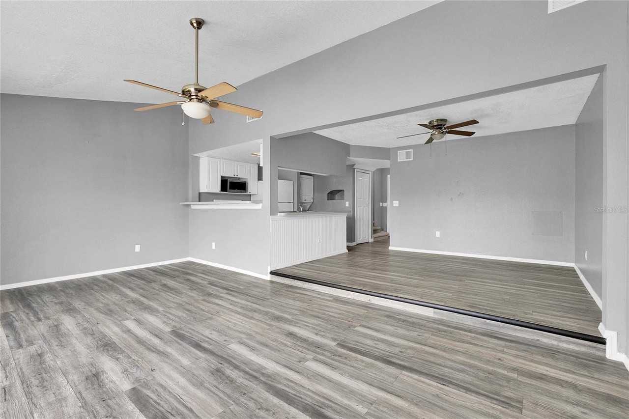 161 Coco Plum Dr - Photo 4 of 16