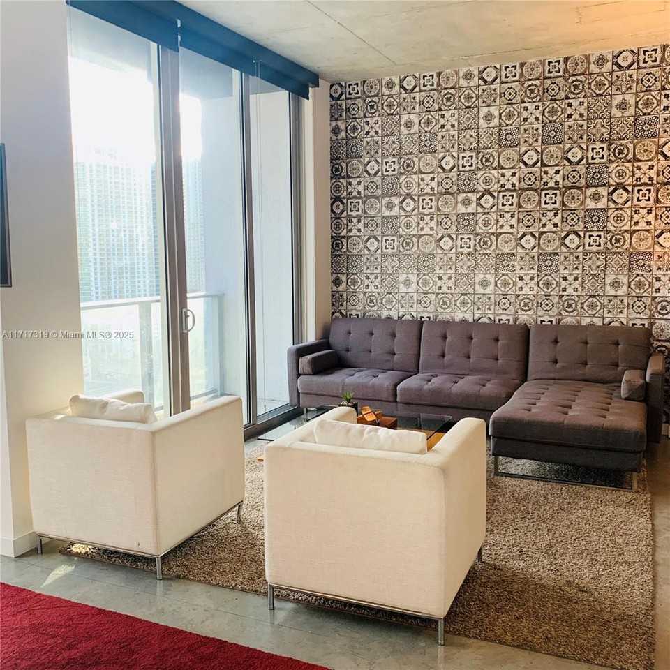 151 Se 1st St #2009 - Photo 3 of 8