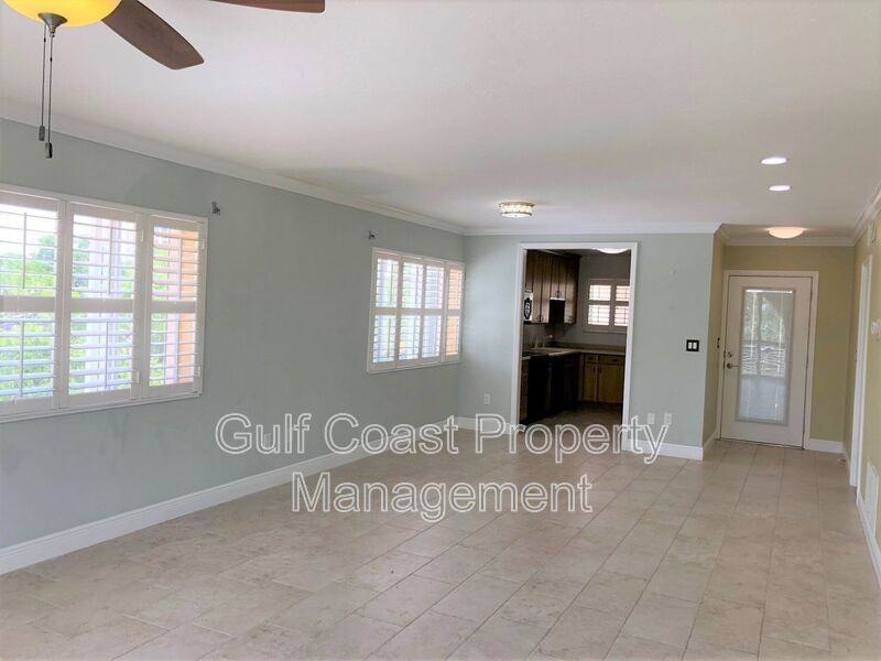 301 S Gulfstream Ave #301 - Photo 4 of 19