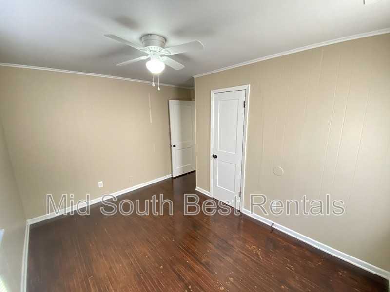 4249 Zaio Ave - Photo 5 of 9