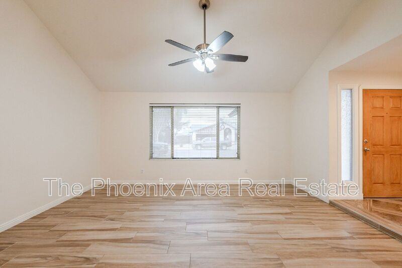 3231 N Woodburne Dr - Photo 7 of 32