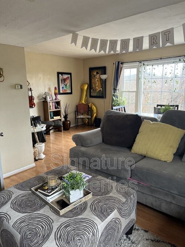 101 Southampton Dr - Photo 6 of 21