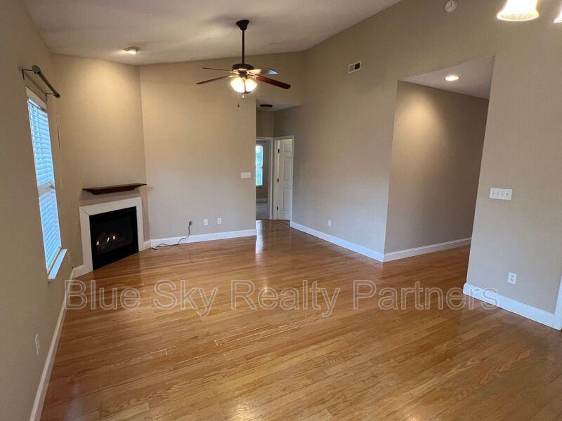 2432 Pine Marten Way - Photo 3 of 20