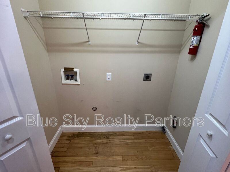 2432 Pine Marten Way - Photo 7 of 20