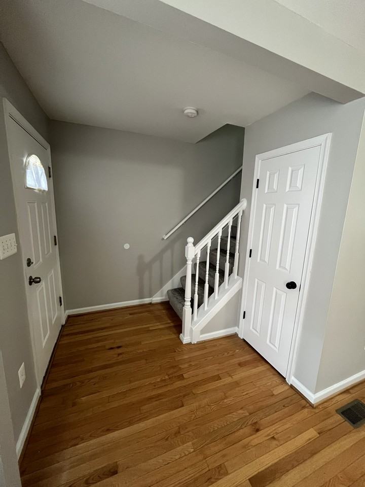 4922 Brookwood Rd - Photo 3 of 39