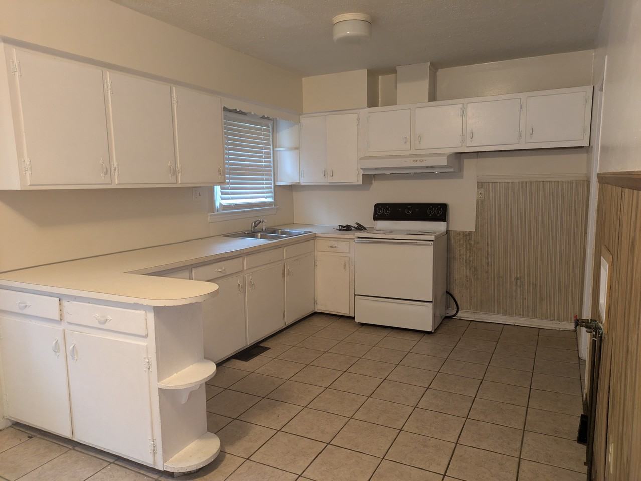 914 Lake Rushin Dr - Photo 5 of 23
