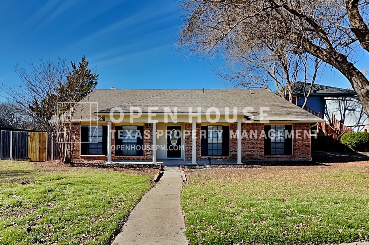 1115 Matagorda Dr - Photo 2 of 26