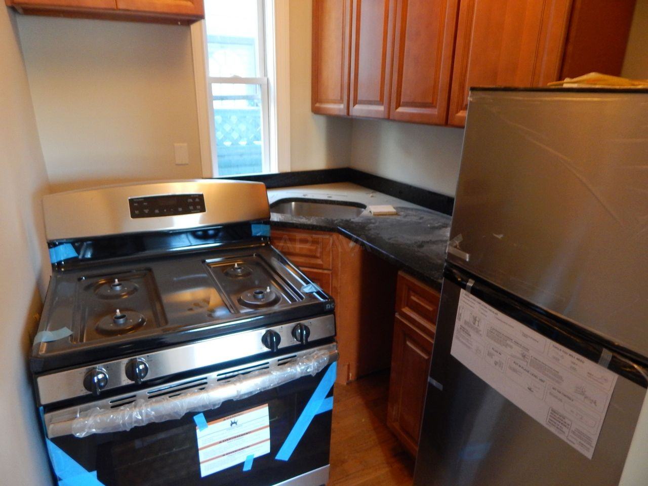 11R Park Ave #1R - Photo 5 of 6