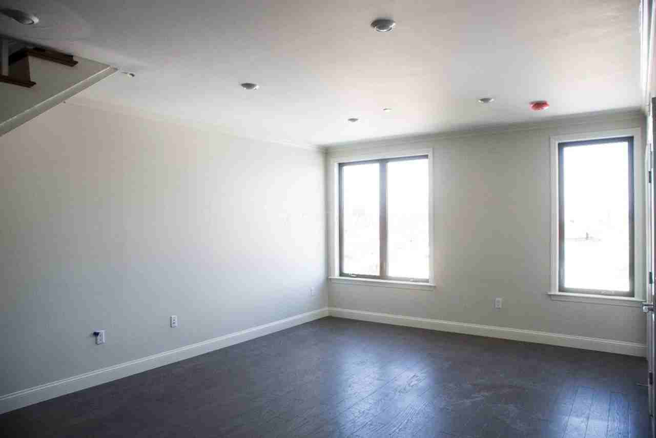 6 Mount Pleasant St #302 - Photo 3 of 6