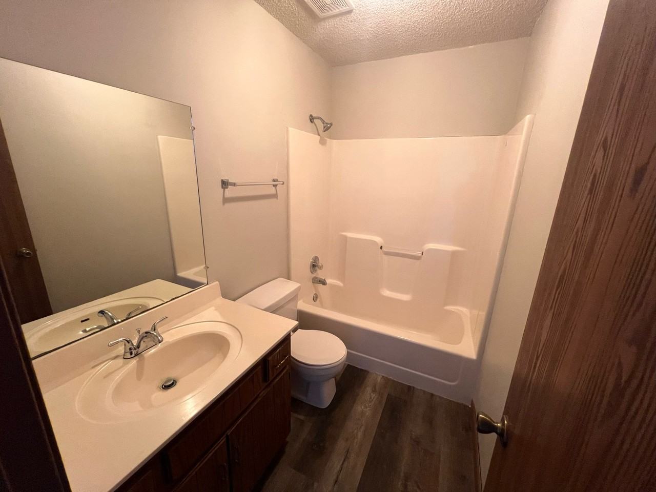1108 Zoll St - Photo 3 of 8