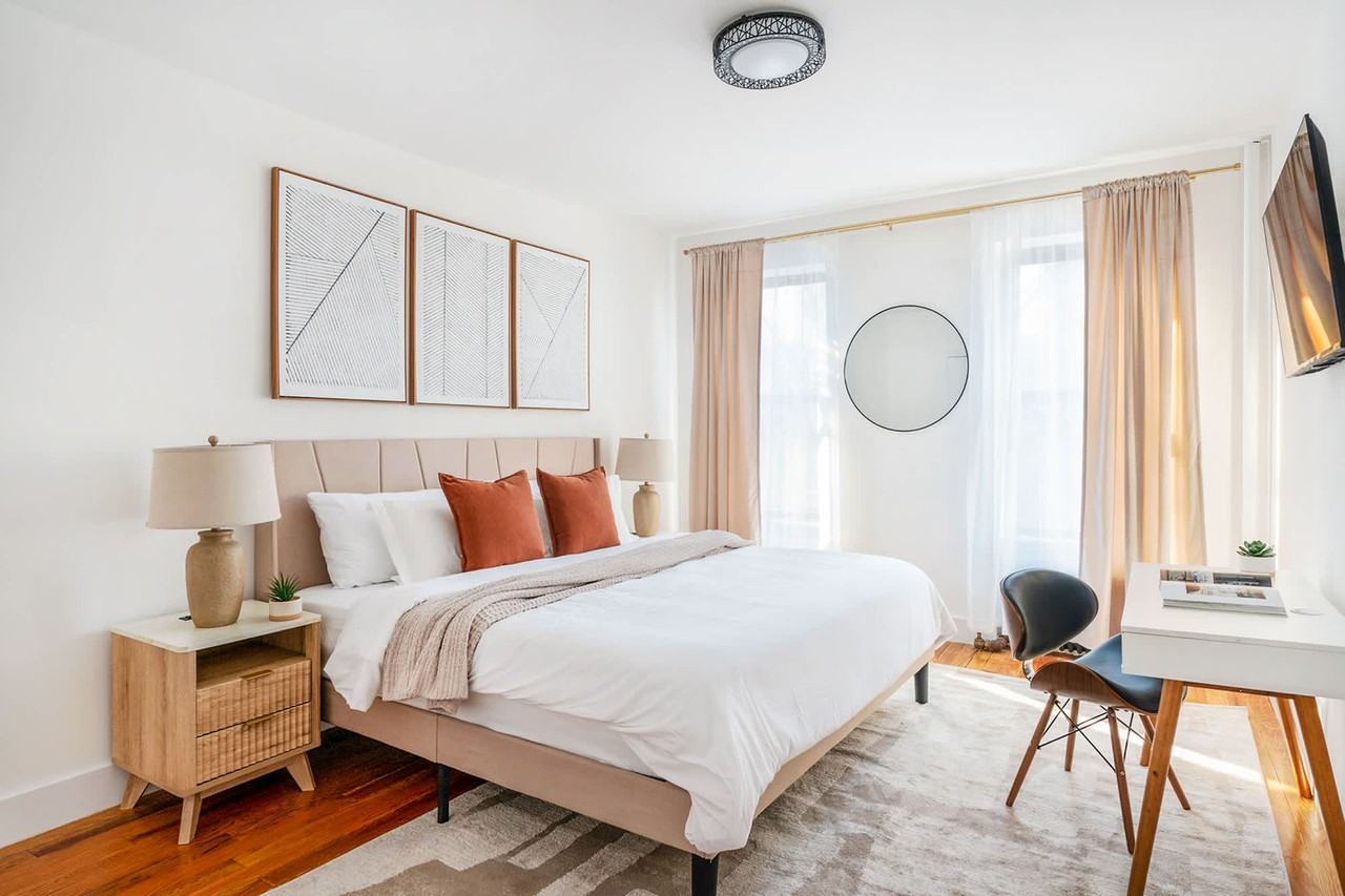 444 West 48th Street - Photo 2 of 21