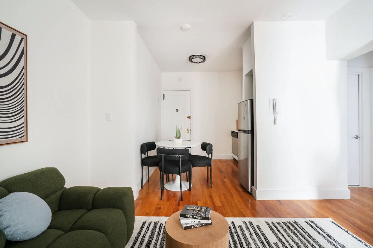 444 West 48th Street - Photo 7 of 21