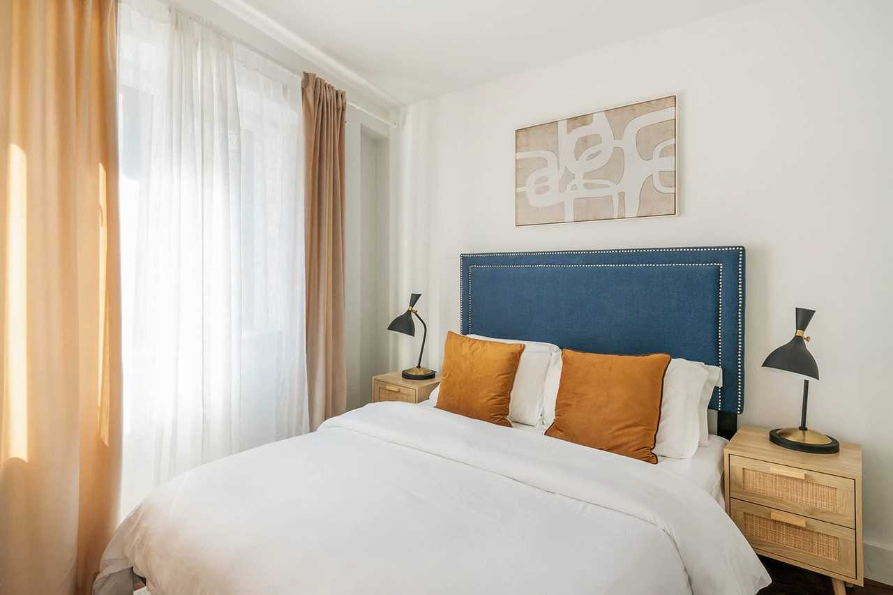 811 9th Ave #1021908P - Photo 3 of 24