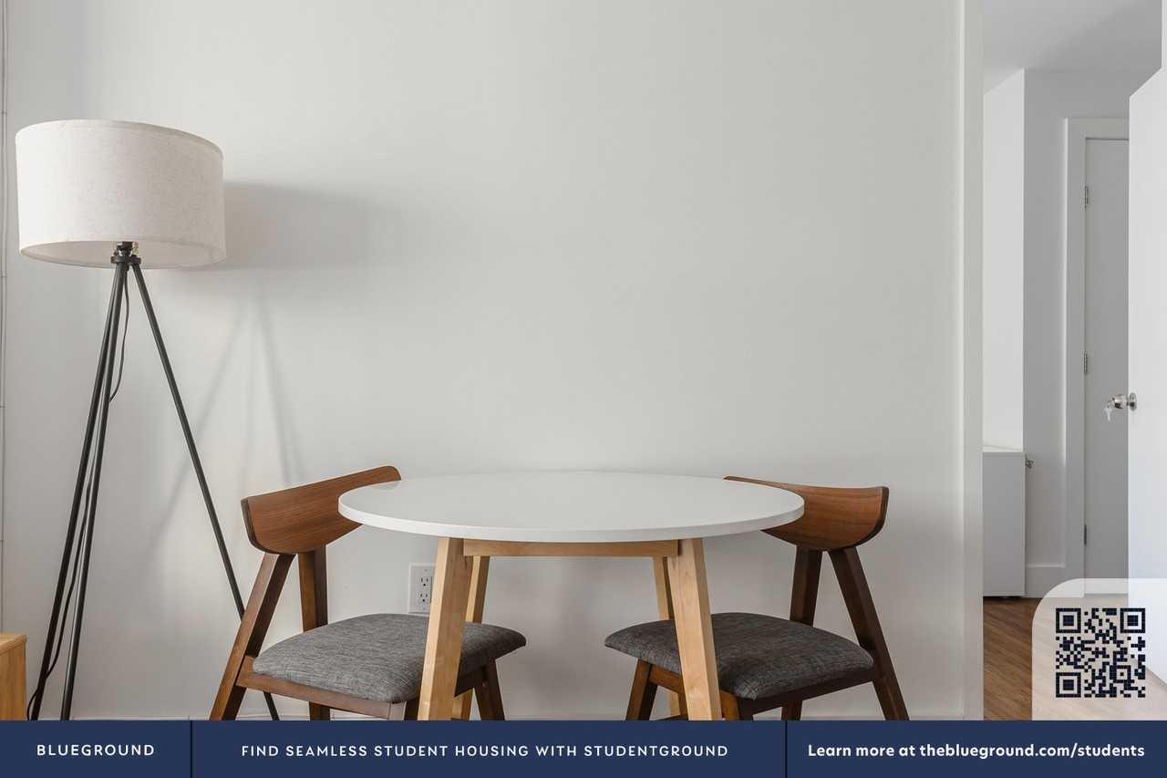 345 West 30th Street #1756 - Photo 6 of 17