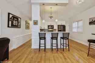 118 N Leavitt St - Photo 1 of 1