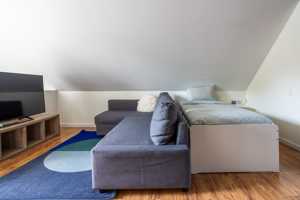 featured image of 4327 N Western Ave