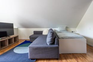 4327 N Western Ave - Photo 1 of 1