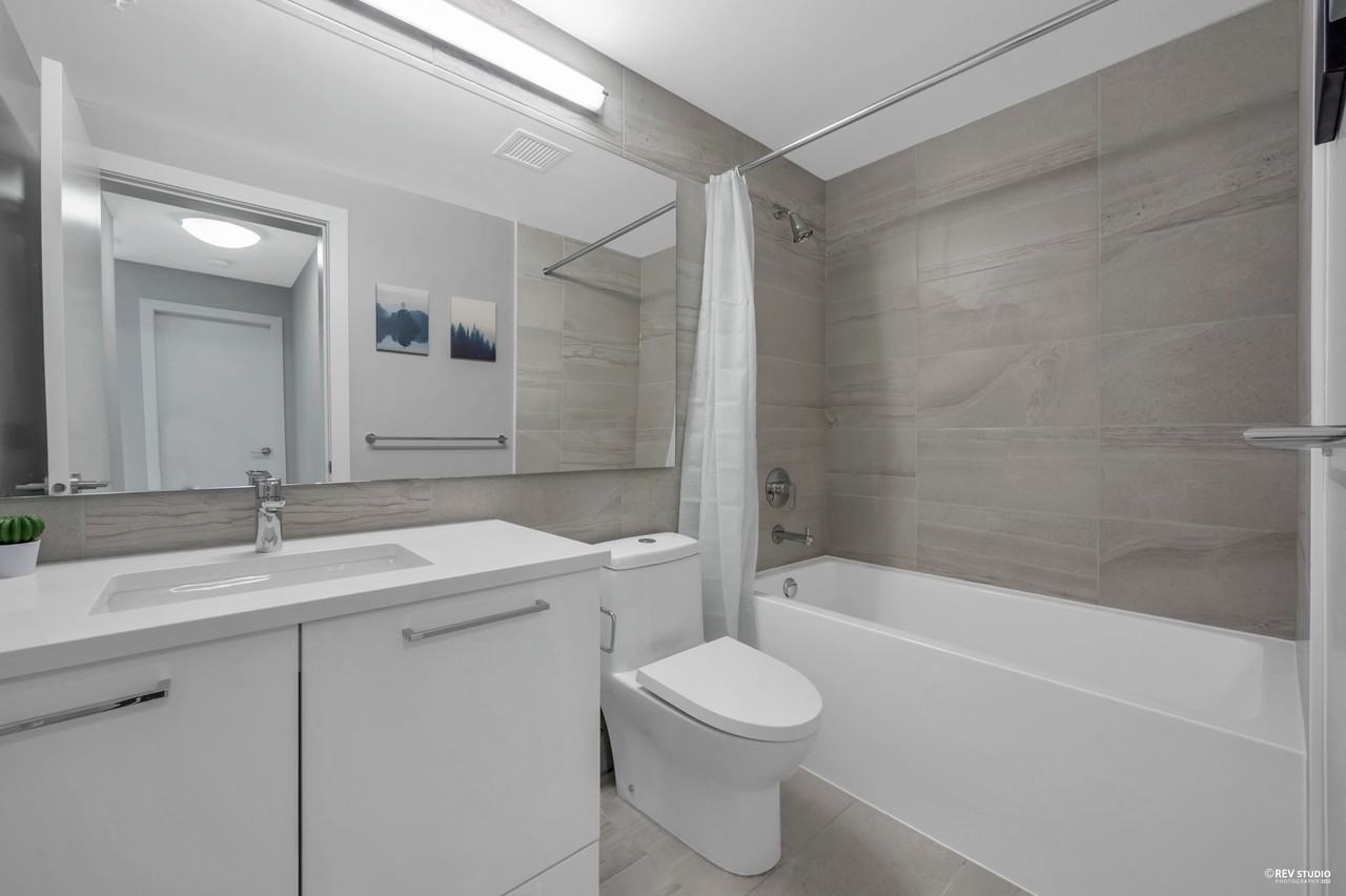 8761 University Crescent #605 - Photo 3 of 21