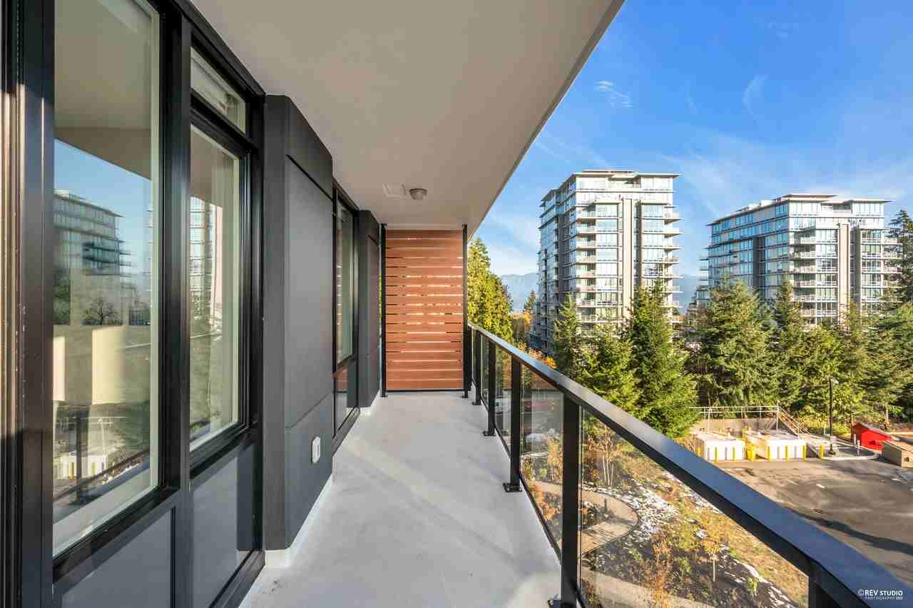 8761 University Crescent #605 - Photo 4 of 21