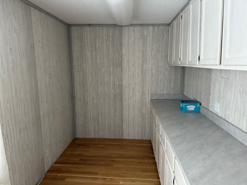 18000 Chillicothe Rd - Photo 3 of 13