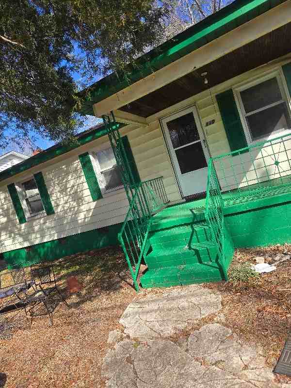 110 Horton Ln - Photo 3 of 15