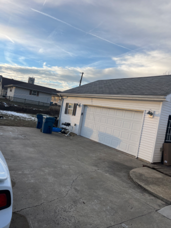 110 Maple St - Photo 2 of 10