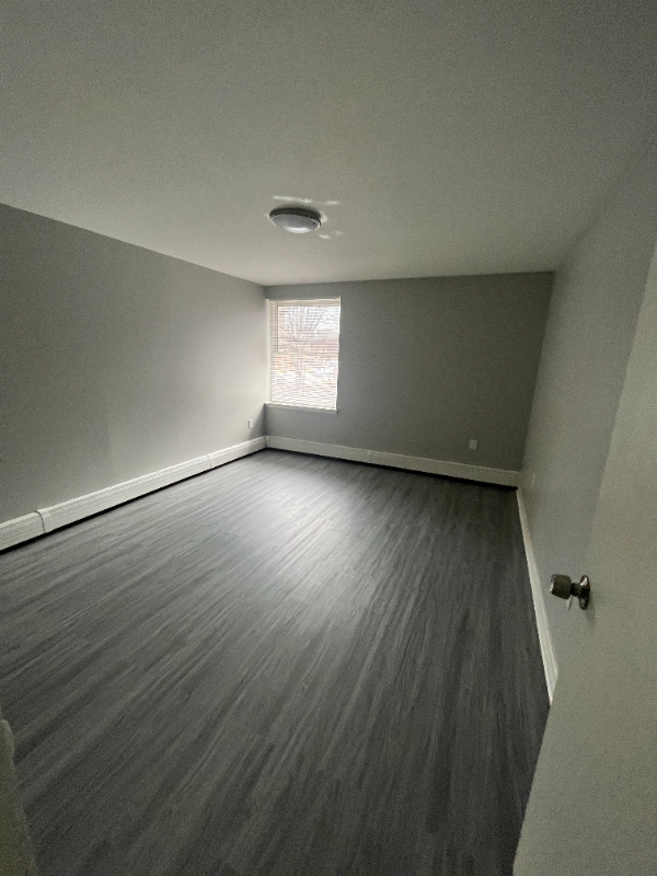 887 Asylum Ave #C13 - Photo 3 of 5