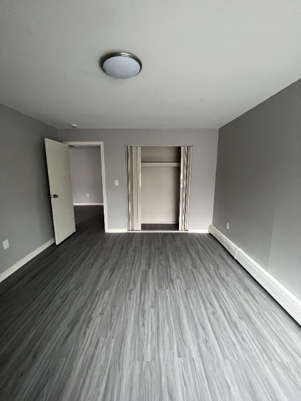 887 Asylum Ave #C13 - Photo 4 of 5