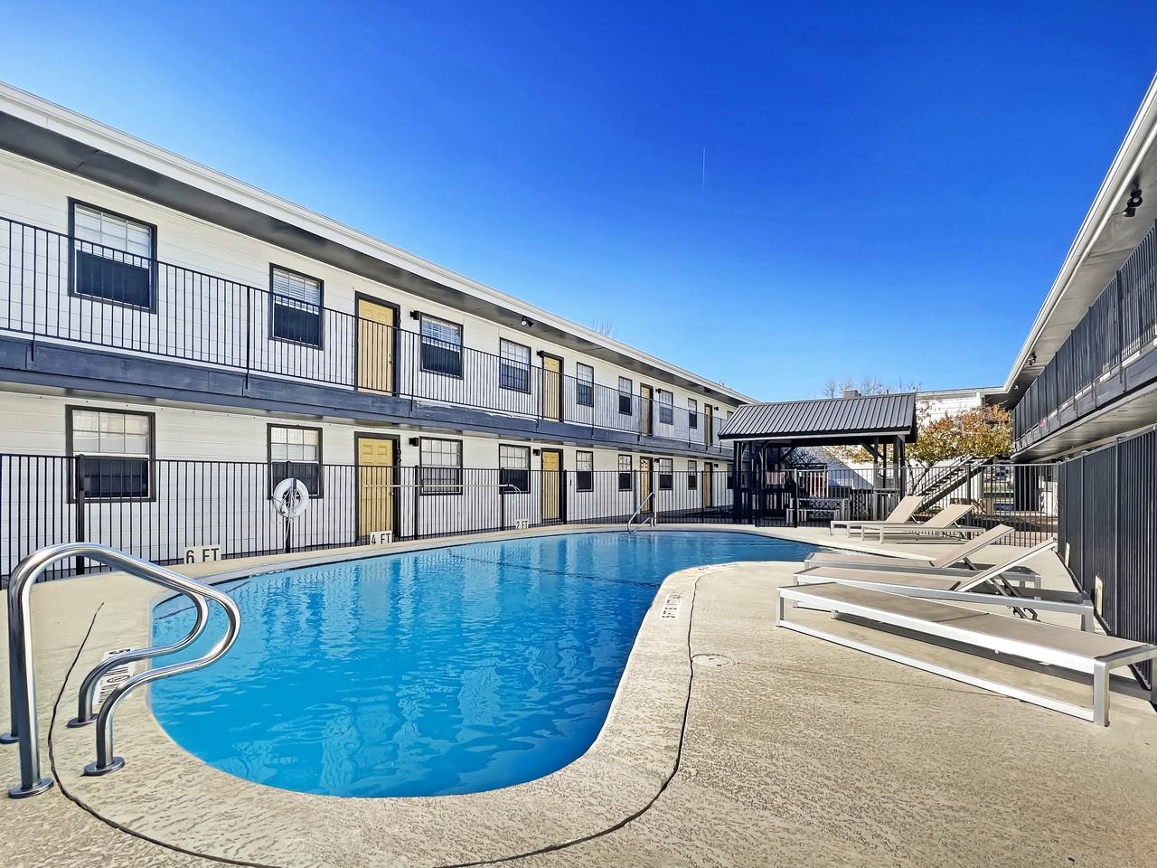 Casa Del Sol - Photo 2 of 3