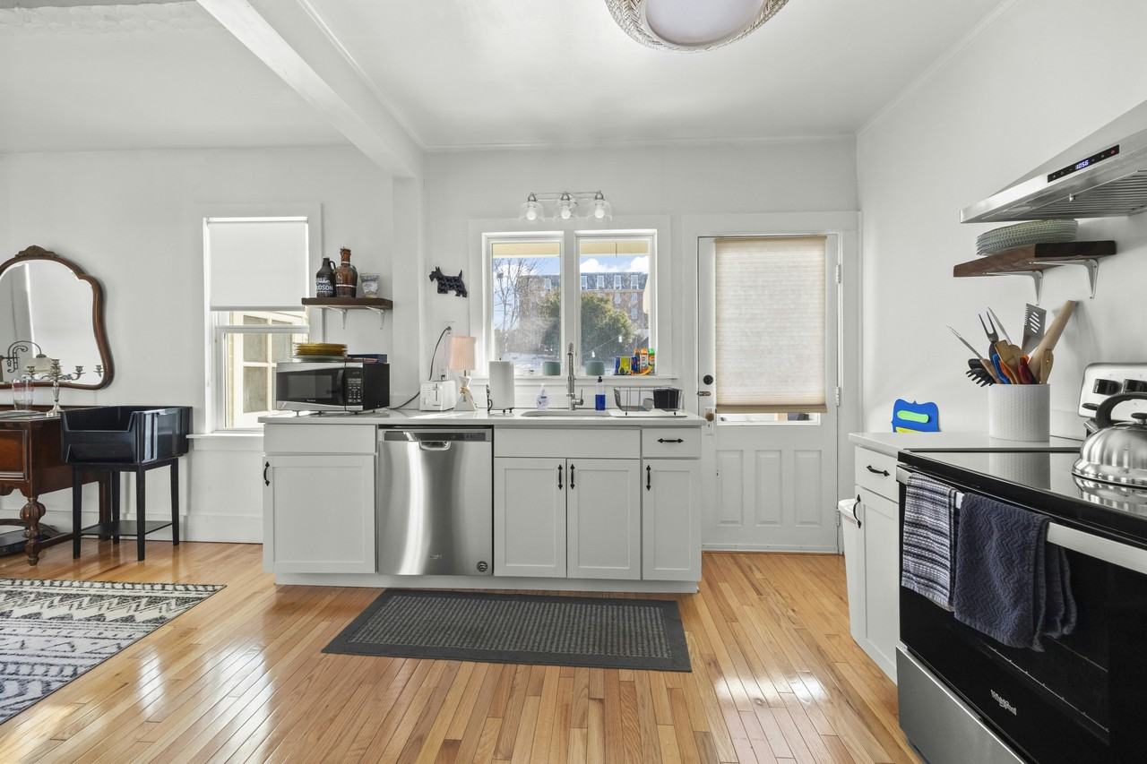 72 N 6th St - Photo 2 of 21