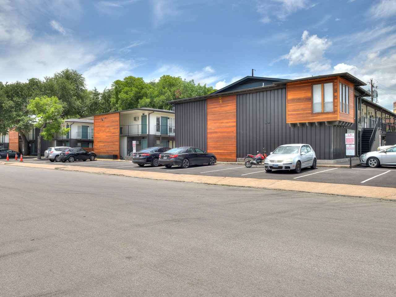 45 Flats - Photo 3 of 6