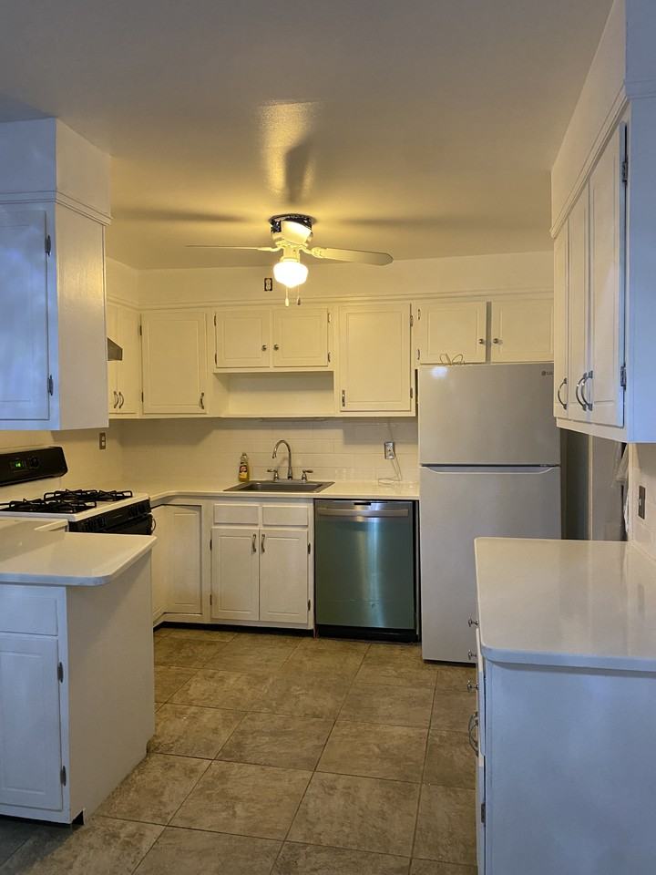 20 7th St #1 - Photo 2 of 6