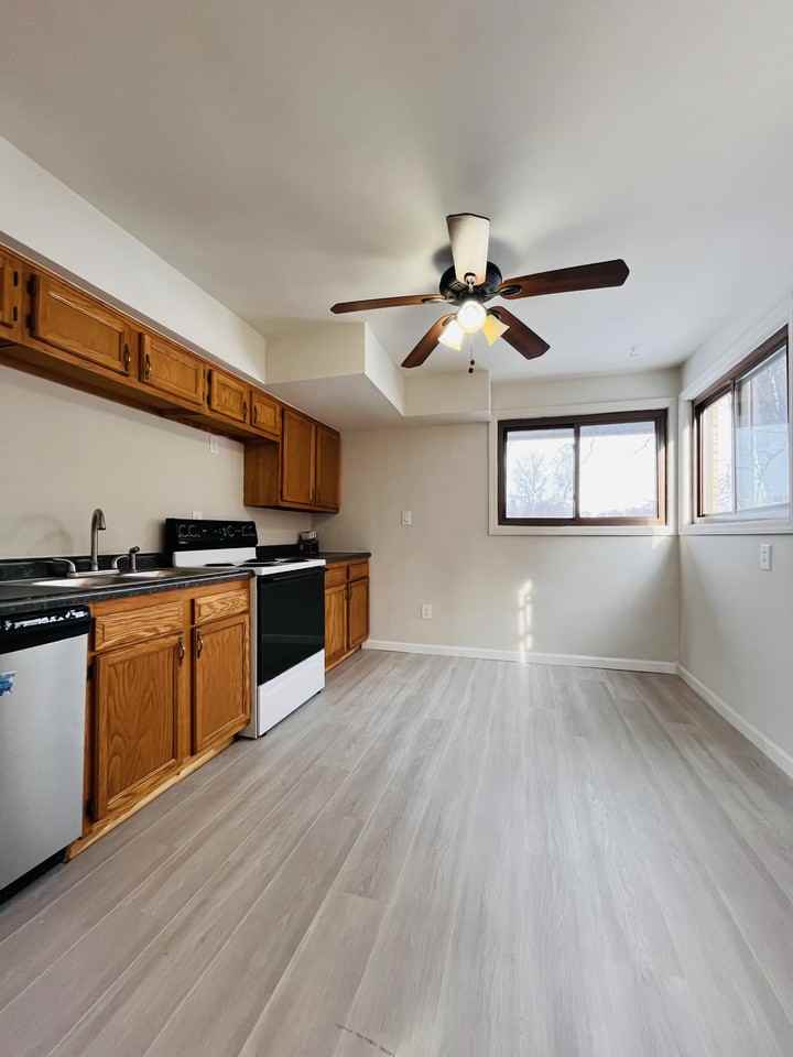 11017 Azalea Dr #NA - Photo 4 of 12