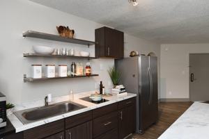 featured image of 1362 Passenger St