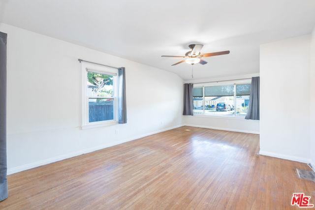 8939 Carson St - Photo 3 of 8