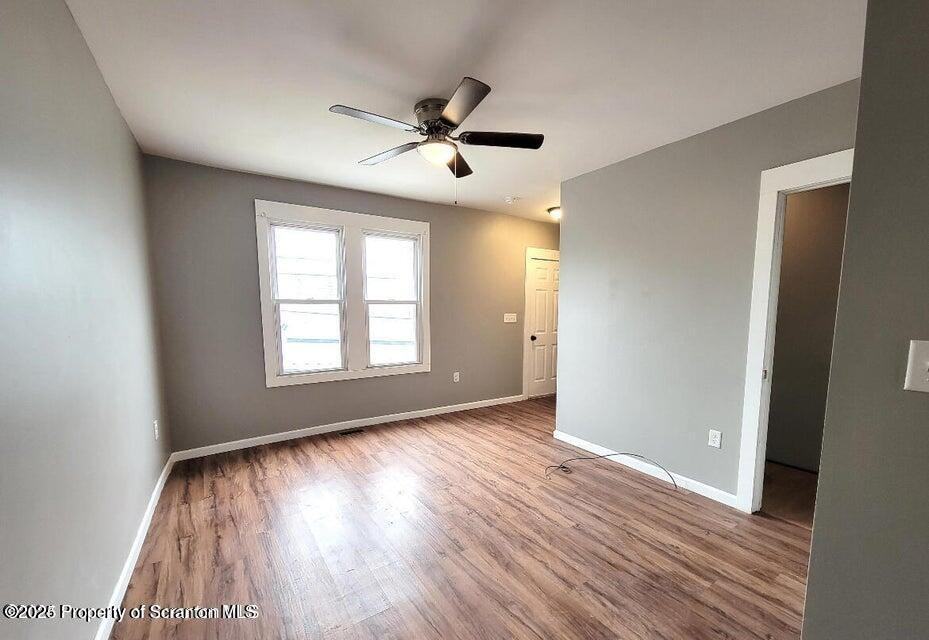 625 New York St - Photo 3 of 7