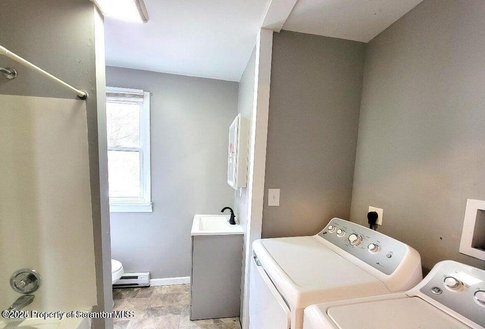 625 New York St - Photo 4 of 7