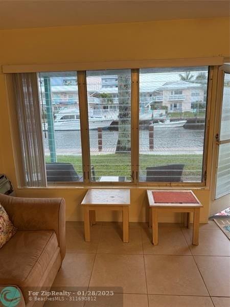 2841 Ne 32nd St - Photo 2 of 13