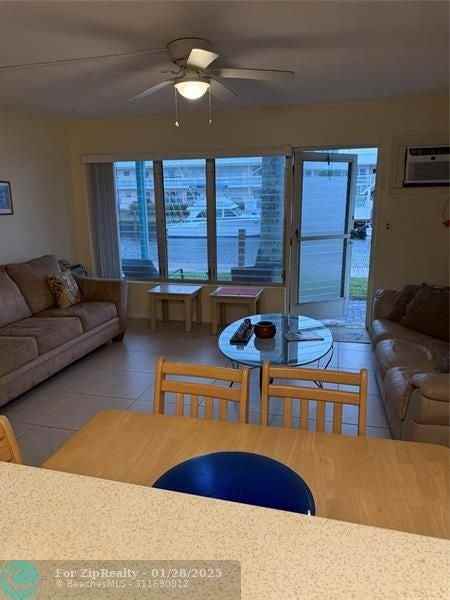 2841 Ne 32nd St - Photo 4 of 13