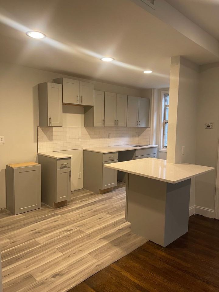 Student Housing - Photo 3 of 37