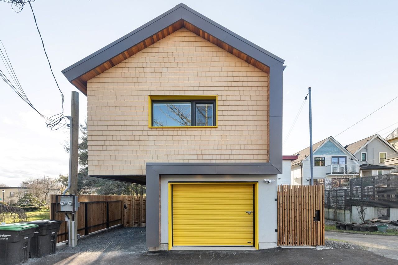 773 Union Street - Photo 4 of 24