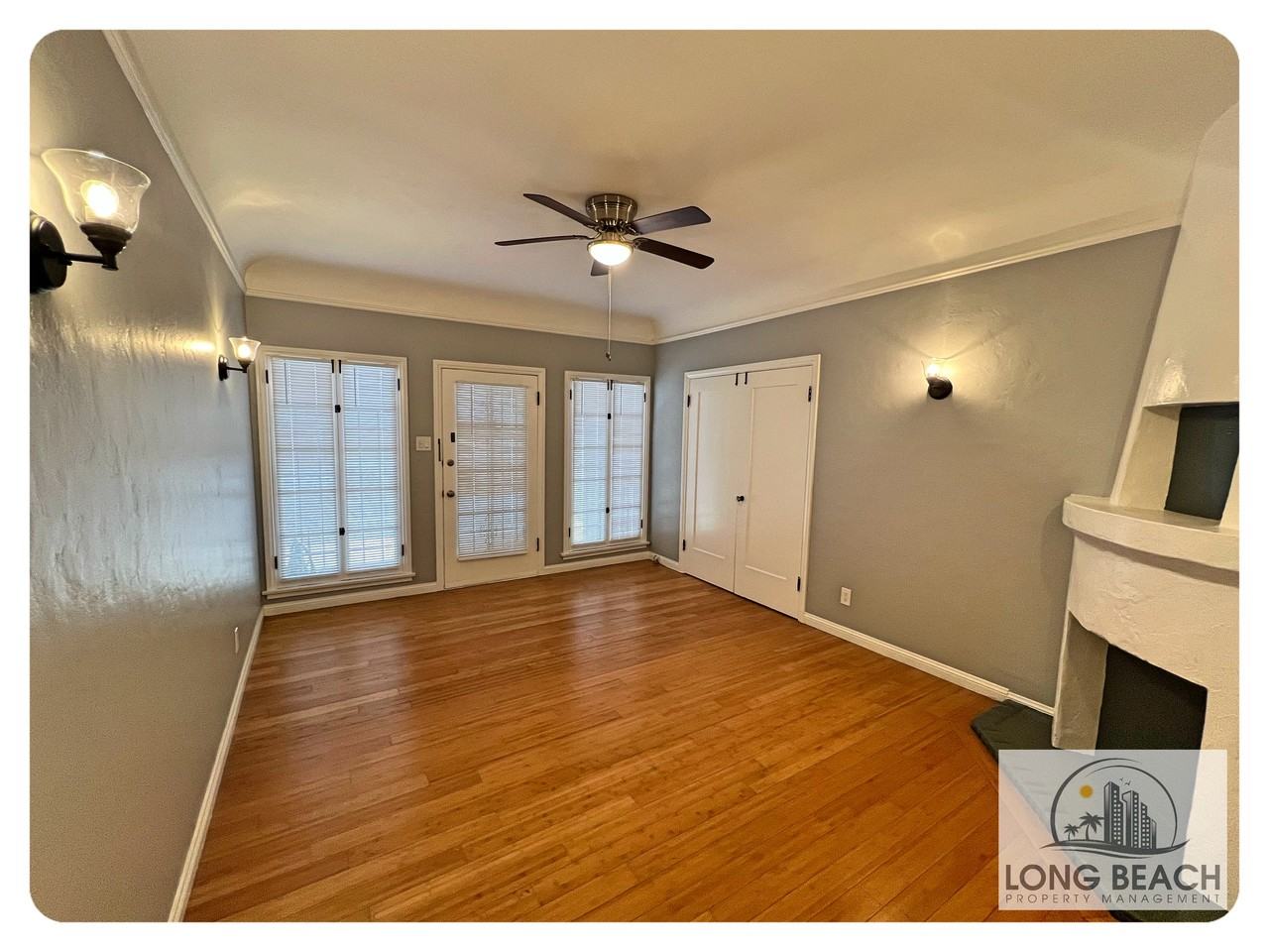 1119 East 4th Street #E - Photo 6 of 12