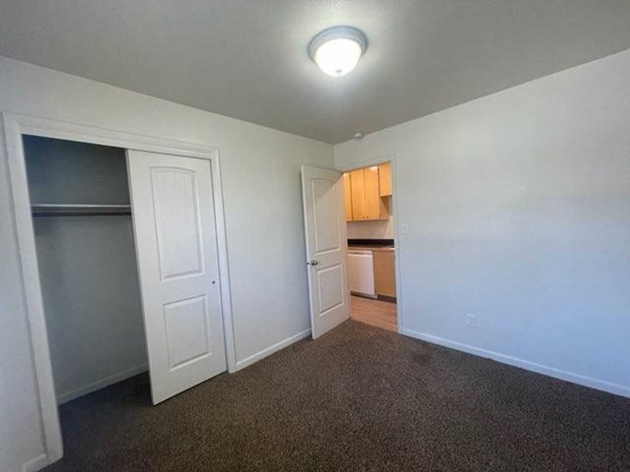 Cavalier Apartments - Photo 5 of 12