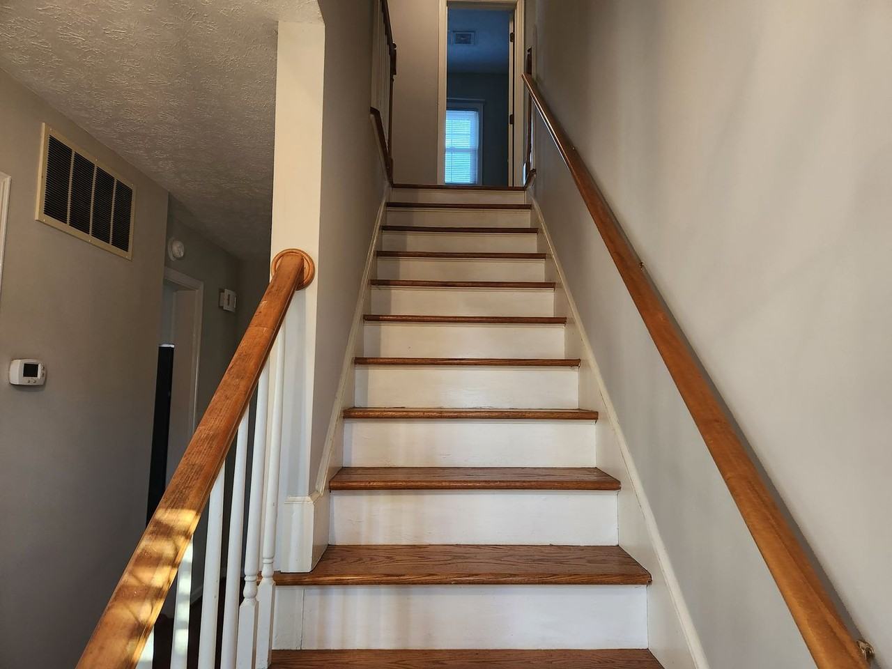 2204 Cambridge Pl - Photo 7 of 15