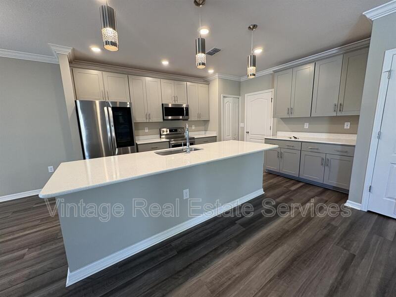 4517 Reisswood Loop - Photo 5 of 25