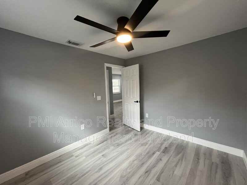 444 Alabama St - Photo 6 of 10