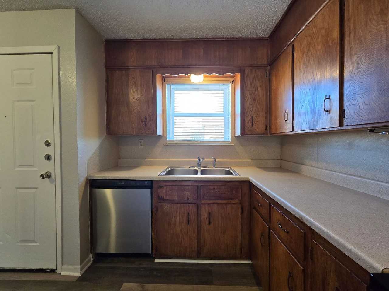 3702 Hereford Ln #A - Photo 4 of 17