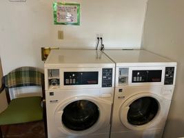 featured image of 614 6th St