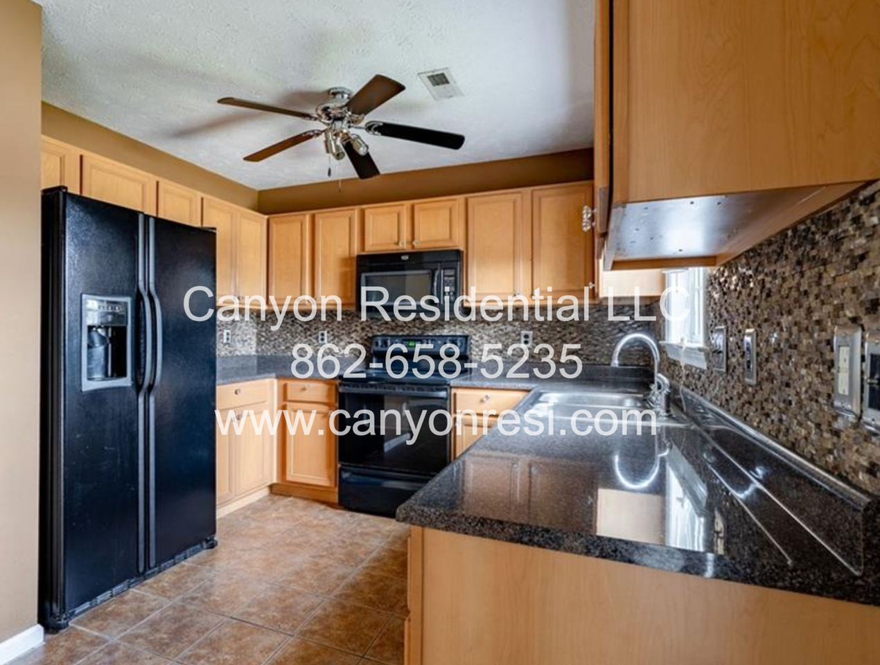 2544 Forest Lodge Dr - Photo 3 of 12